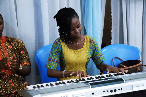 Fresh Students First Sunday Service - 25-09-16_06