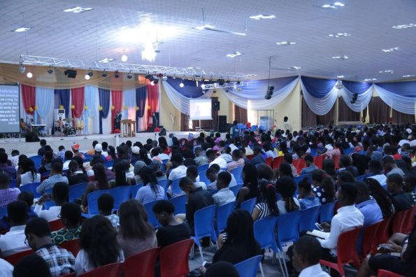 Fresh Students First Sunday Service - 25-09-16_07